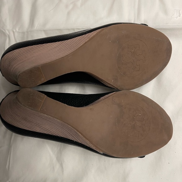 Authentic Tory Burch Peep Toe Wedges - Picture 4 of 5